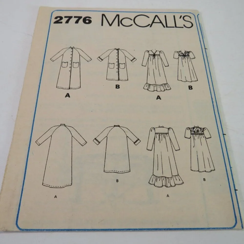 McCall's 2776 sewing pattern  EASY Robe, nightgown Small Petite